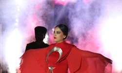 Milli Mücadele'nin kadın kahramanlarının giydiği kıyafetler yeniden tasarlandı