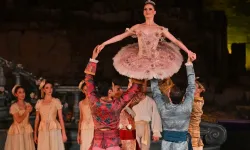 İzmir Devlet Opera ve Balesi "Uyuyan Güzel" balesiyle sahne alacak