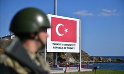 Yasa dışı yollarla Yunanistan'a geçmeye çalışan biri FETÖ üyesi 3 kişi yakalandı