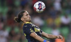 Fenerbahçe'de Crespo'nun sözleşmesi 1 yıl uzatıldı