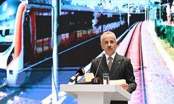 Bakan Uraloğlu: Kalkınma Yolu olarak adlandırılan projeyle, Basra Körfezi'ni Türkiye üzerinden Avrupa'ya bağlayacağız