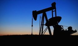ABD'nin ticari ham petrol stokları azaldı