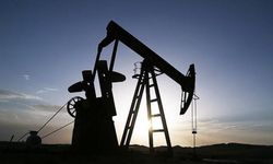 ABD'nin ticari ham petrol stokları azaldı