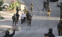 İsrail güçleri işgal altındaki Kudüs ve Batı Şeria'da 55 Filistinliyi gözaltına aldı