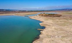 İzmir'in içme suyunu sağlayan barajlarda kuraklığın etkileri sürüyor