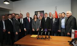 Beşiktaş Başkan Adayı Serdal Adalı yönetim kurulu listesini açıkladı