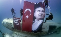 Atatürk’ün ebediyete intikalinin 85'inci yıl dönümüne özel dalış