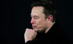 Elon Musk'ın dünya liderliği istemi, davranışlarıyla tehlike altında