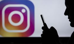 Instagram'ın algoritması çocukları takip eden yetişkinlere zehirli video karışımı sunuyor