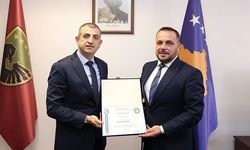 Baykar Genel Müdürü Haluk Bayraktar'a, Kosova’da üstün hizmet madalyası verildi