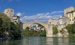 Mostar Köprüsü'nün yıkılışının üzerinden 30 yıl geçti