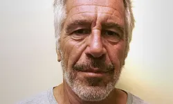 ABD'li yargıç, Jeffrey Epstein'ın 170'den fazla çalışanının isminin serbest bırakılmasını emretti