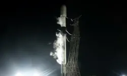 SpaceX, Kaliforniya'dan 22 Starlink uydusunu başarıyla fırlattı