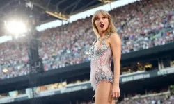 Taylor Swift müzik endüstrisinde milyarder oluş döneminde zirveye çıkıyor