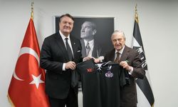 Rahmi Koç, Beşiktaş Kulübü Başkanı Arat'ı ziyaret etti