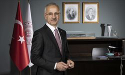 Bakan Uraloğlu, yurt dışındaki Türklere yönelik mobil cihaz düzenlemesinin detaylarını anlattı