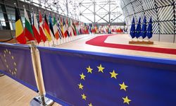 AB Liderler Zirvesi, ikinci gününde sürüyor