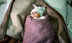 Filistinli 3 günlük bebek şah damarına yapılan müdahaleyle hayata tutundu