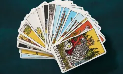 Dünyanın en popüler tarot kartlarının gizli tarihi