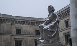 Varşova Kültür Ve Bilim Sarayı