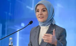 Bakan Göktaş, teknolojiyle ilgilenen kadınlara yapay zekayla hazırlanan metinden seslendi