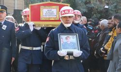 Sözleşmeli Er Evcin, Eskişehir'de son yolculuğuna uğurlandı