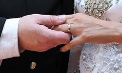 Evlenen kadının kocasının soyadını almasını öngören kuralın iptali yürürlüğe giriyor