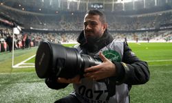 Zorlu koşullarda doğru kareyi anında  yakalamaya çalışan "Spor foto muhabirleri"
