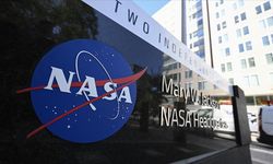 NASA'nın Artemis Misyonu'nda astronotların Ay'a inişi 2026'ya ertelendi