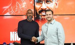 Ümraniyespor, yeni CEO'su Nicolas Anelka ile bir yıllık sözleşme imzaladı