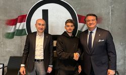 Beşiktaş'ın yeni transferi Ernest Muci, İstanbul'a geldi