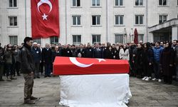 Denize düşerek ölen kılavuz kaptan için İstanbul'da tören düzenlendi