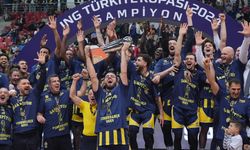 Fenerbahçe Beko Basketbol Türkiye Kupası’nı aldı