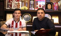 Sivasspor, Azizbek Turgunboev'i transfer etti