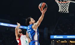 Anadolu Efes, sahasında EA7 Emporio Armani Milan'ı 79-73 yendi
