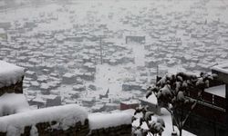 Afganistan'ın başkenti Kabil'de mevsimin en yoğun kar yağışı yaşandı