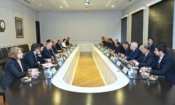 YÖK Başkanı Özvar, kurulması planlanan Türkiye-Azerbaycan Üniversitesi için Azerbaycan'da