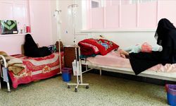 Yemen'de yıllardır süren iç savaş nedeniyle çöken sağlık sisteminden en çok kadınlar etkileniyor