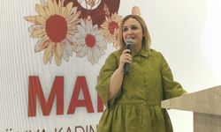 AK Parti Bayrampaşa Belediye Başkan Adayı Av. İlknur Kovaç Bayraktar Dünya Kadınlar Günü’nü kadınlarla birlikte kutladı