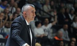 Beşiktaş Basketbol İcra Kurulu Başkanı Özkan Arseven ile Başantrenör Aziz Akkaya’dan açıklama