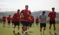 Sivasspor, Süper Lig'de yarın Fenerbahçe'yi konuk edecek