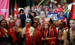 Cumhurbaşkanı Erdoğan: Evlatlarımızın 23 Nisan Milli Egemenlik ve Çocuk Bayramı'nı tebrik ediyorum