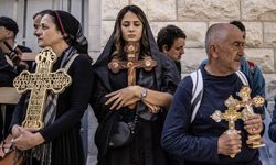 Kudüs’te Ortodoks Hristiyanların “Kutsal Cuma“ töreni