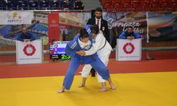Spor Toto Yıldızlar Türkiye Judo Şampiyonası, Ordu'da sona erdiAltınordu ilçesindeki Başpehlivan Recep Kara Spor Salonu'