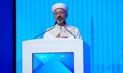 Diyanet İşleri Başkanı Erbaş: Müslümanlar olarak kendi sorunlarımızı çözebilecek potansiyele sahip olduğumuza inanıyorum