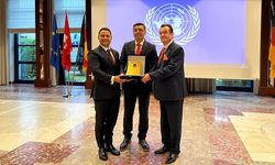 Almanya'da Uluslararası Diplomatlar Birliği'nden AK Parti İstanbul Milletvekili Bayram'a "Barış Elçisi" ödülü