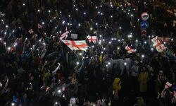 Gürcistan'da "yabancı etkinin şeffaflığı" yasa tasarısı karşıtı protesto gösterileri devam etti