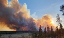 Kanada'da orman yangınları nedeniyle binlerce kişi için tahliye kararı alındı
