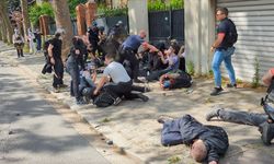 Fransız polisi göstericilere biber gazıyla müdahale etti