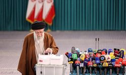 İran, Meclis Seçimlerinin ikinci turu için sandık başına gidiyor